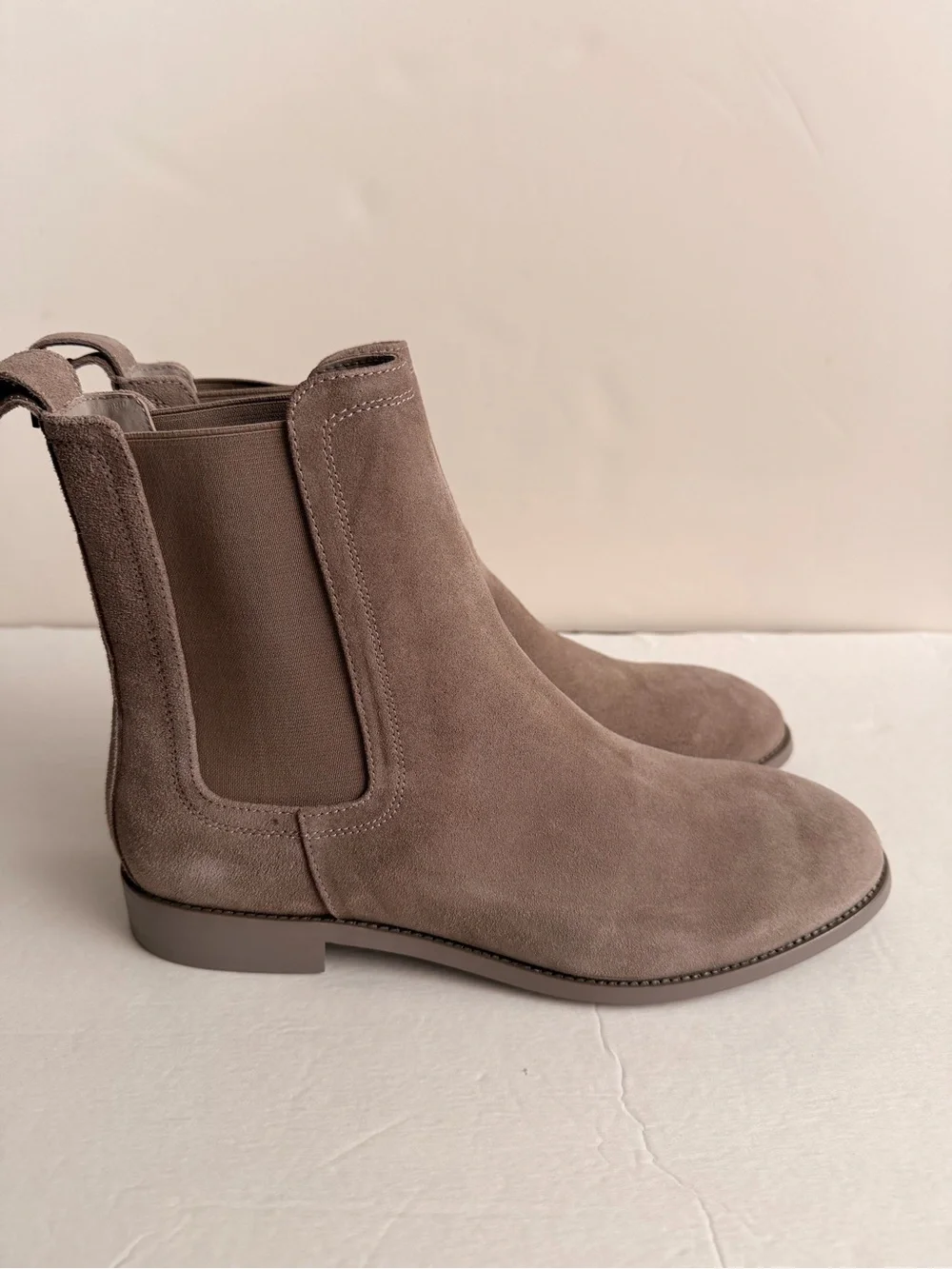 Chelsea Ankle Boots Saint Morta Men’s Size 9, Women’s Size 10.5 Brand New